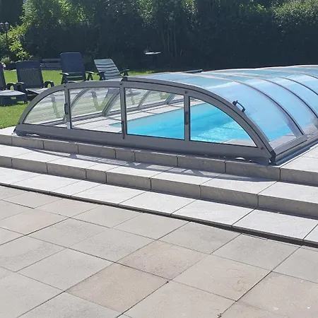 Im Erdgeschoss Норденхам